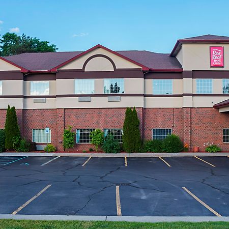Red Roof Inn & Suites Lake Orion / Auburn Hills Exterior foto