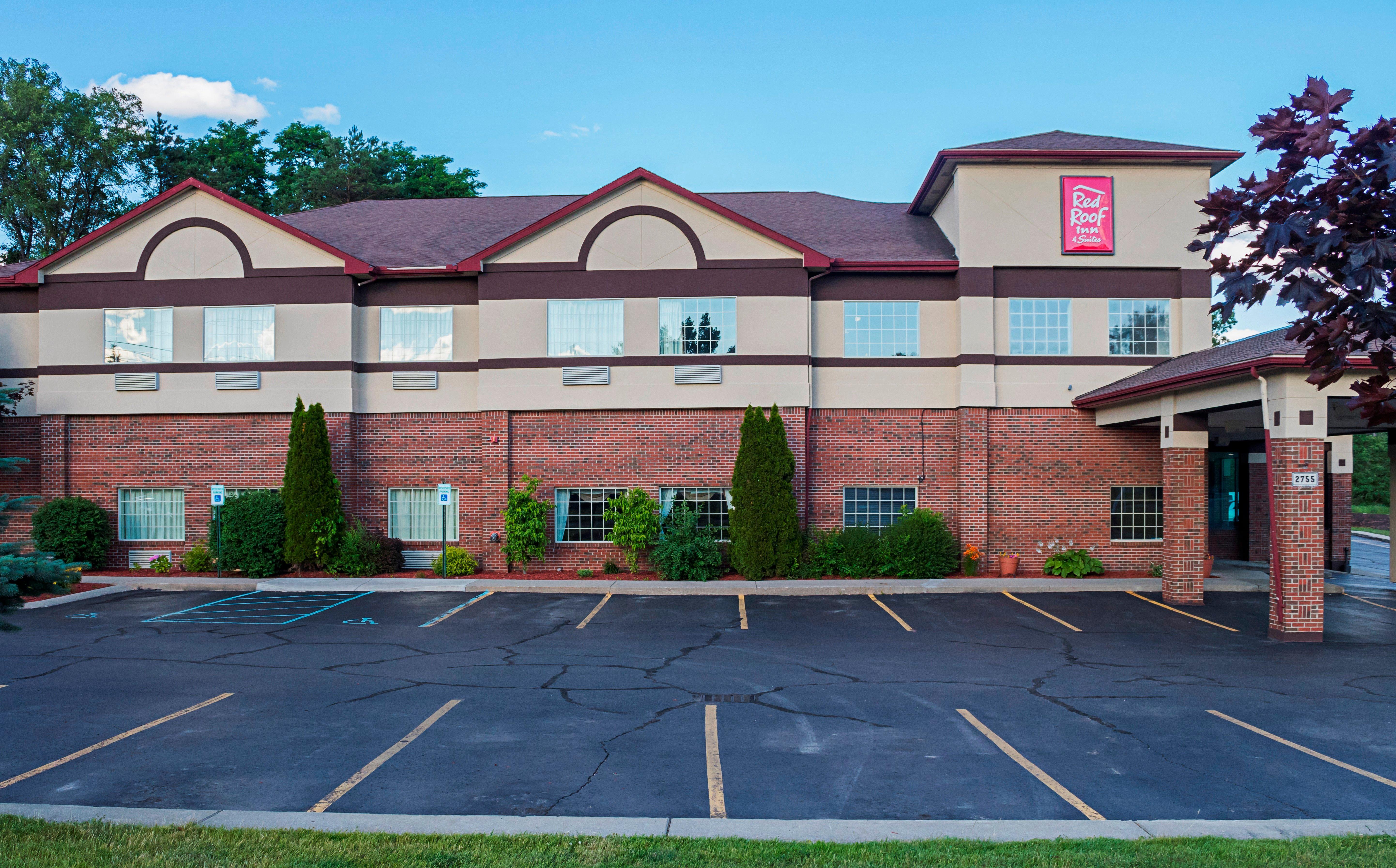 Red Roof Inn & Suites Lake Orion / Auburn Hills Exterior foto